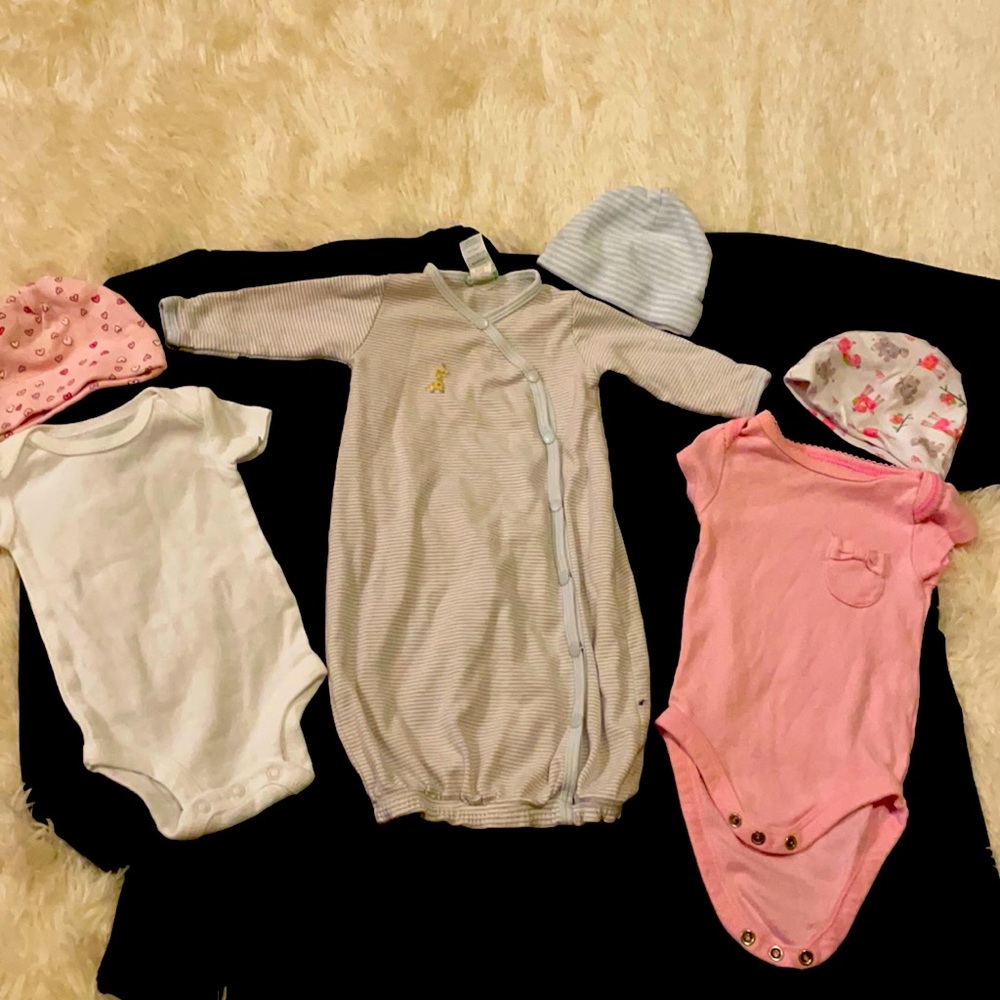 Set of 2 onesies and 1 gown | NB -3 mo.